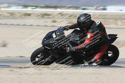 media/Oct-02-2025-Racers Edge (Thu) [[2c91cb6ab3]]/2-A Group/Session 2-Turn 9 Inside (1030am)/